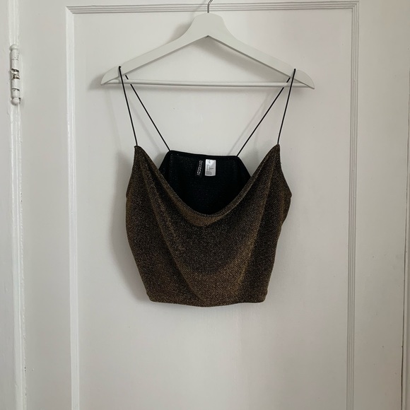 Glittery gold crop top form H&M. - Picture 3 of 4